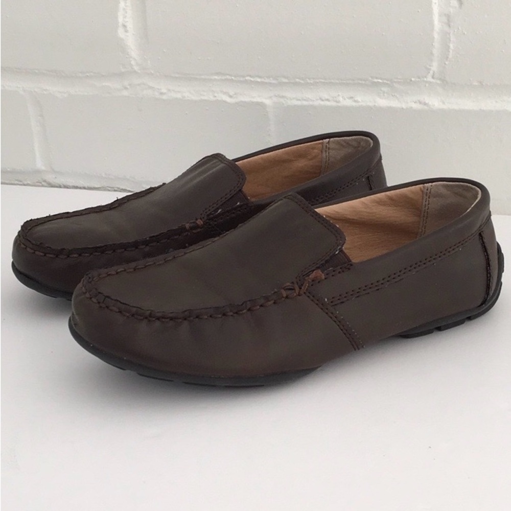 Boys Nordstrom Classic Brown Loafers Slippers Size 4